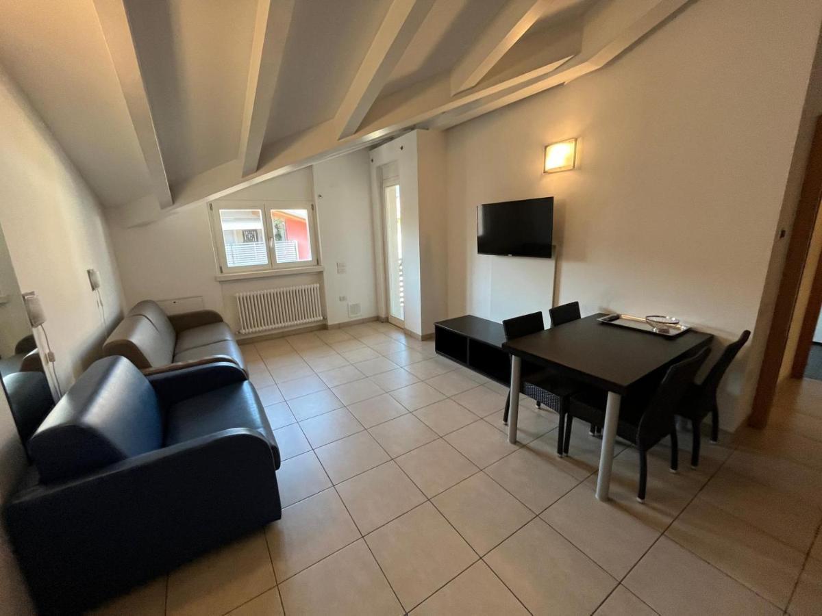 4 Limoni Apartment Resort Riva del Garda Dış mekan fotoğraf