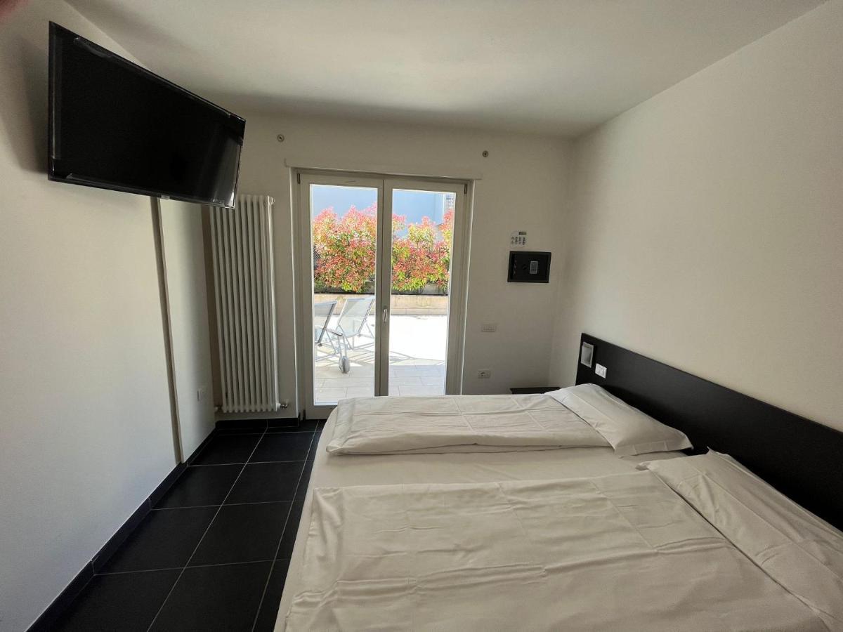 4 Limoni Apartment Resort Riva del Garda Dış mekan fotoğraf
