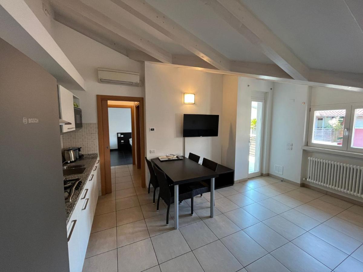 4 Limoni Apartment Resort Riva del Garda Dış mekan fotoğraf