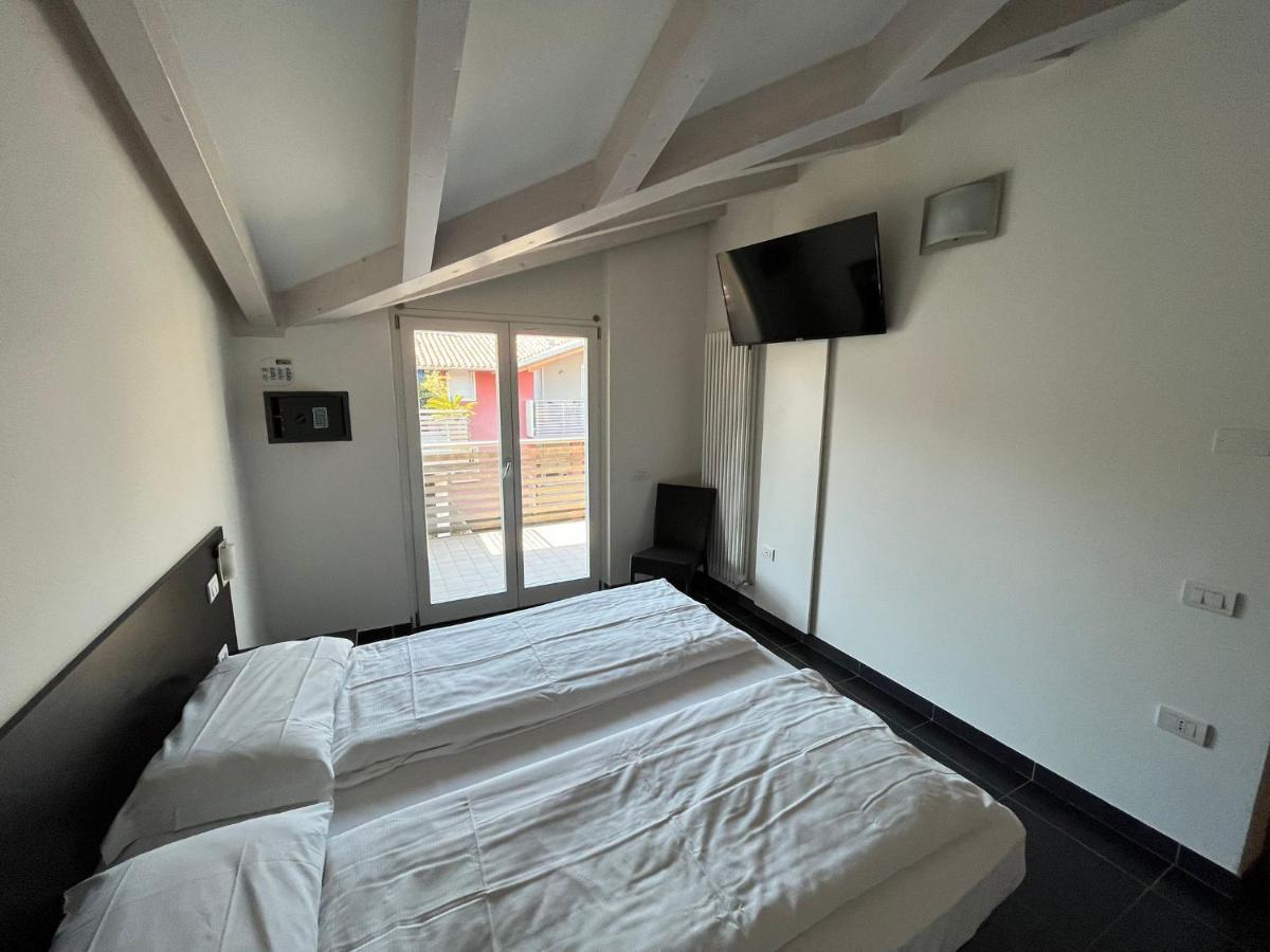 4 Limoni Apartment Resort Riva del Garda Dış mekan fotoğraf
