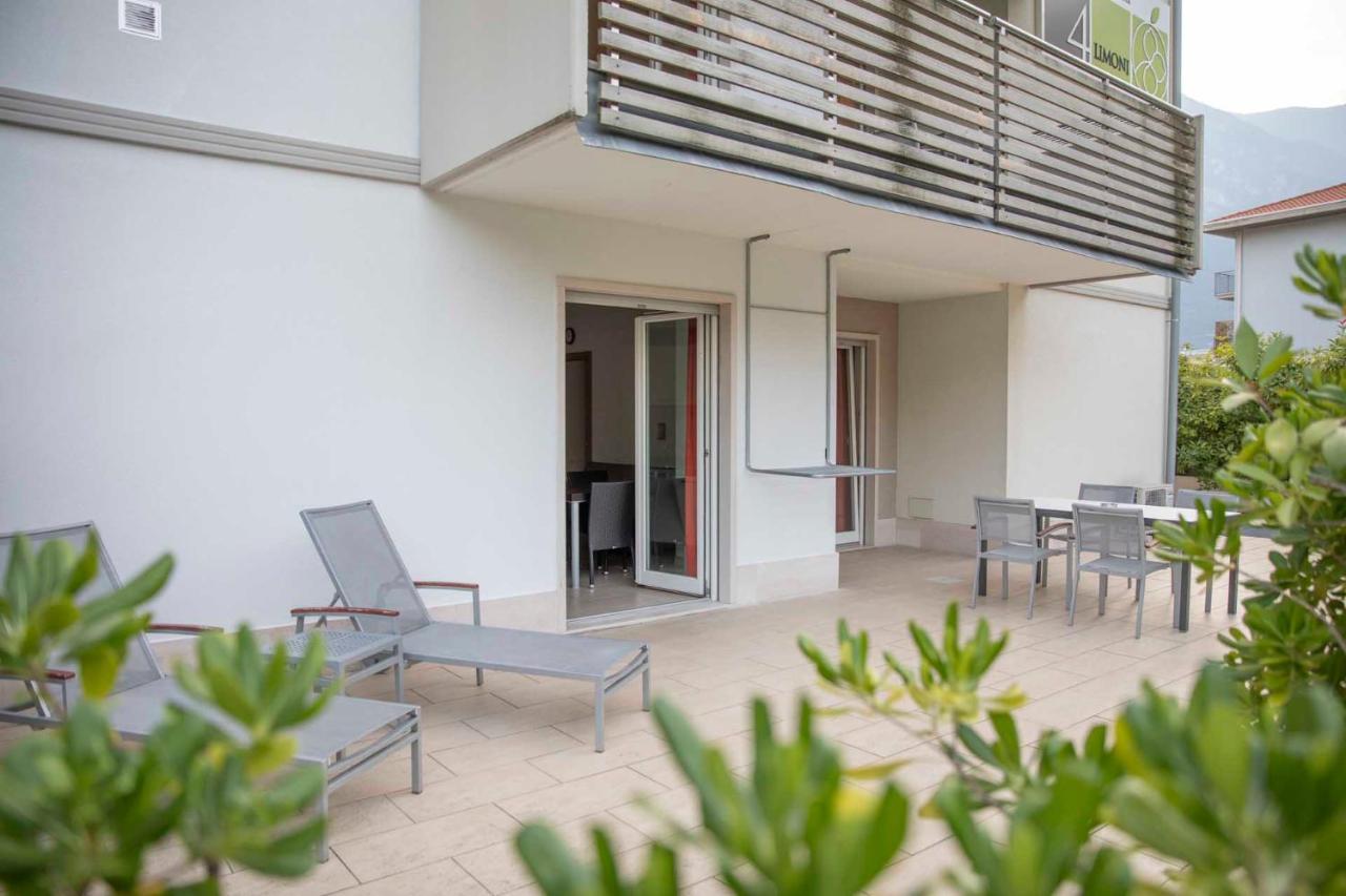 4 Limoni Apartment Resort Riva del Garda Dış mekan fotoğraf