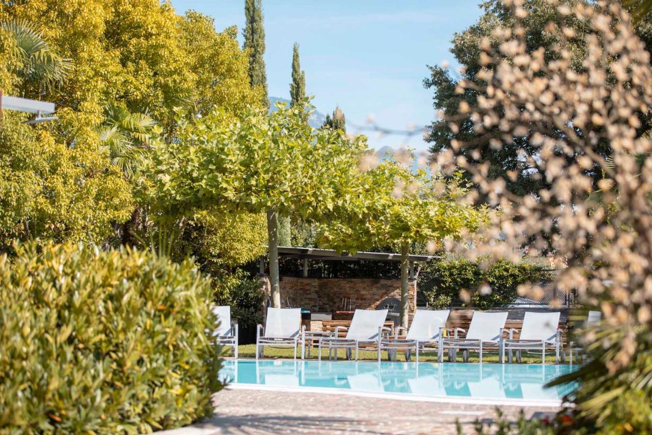 4 Limoni Apartment Resort Riva del Garda Dış mekan fotoğraf