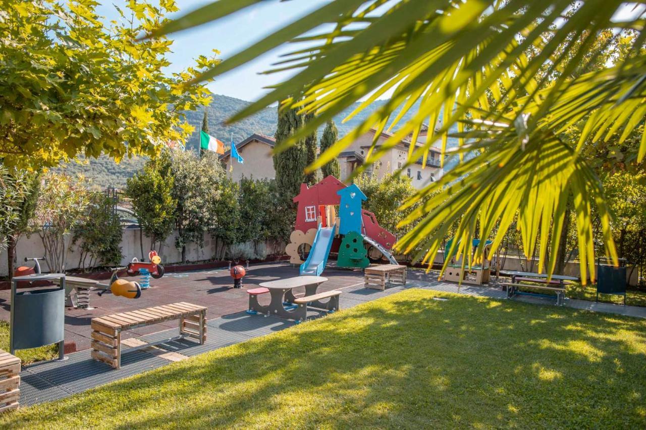 4 Limoni Apartment Resort Riva del Garda Dış mekan fotoğraf